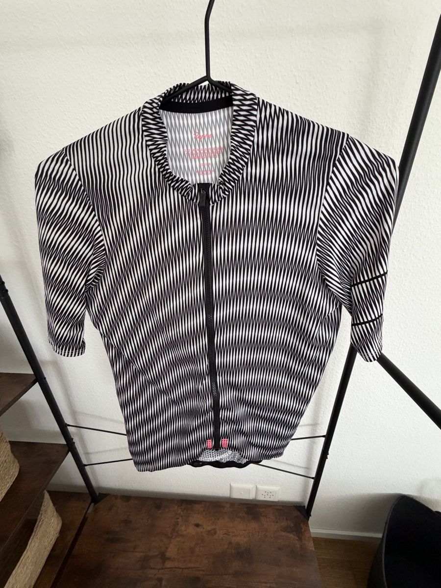 Rapha Leibchen & Hosen: Rapha Pro Limited Edition Jersey (M)  – Gebraucht aus Zug von CyclingThings
