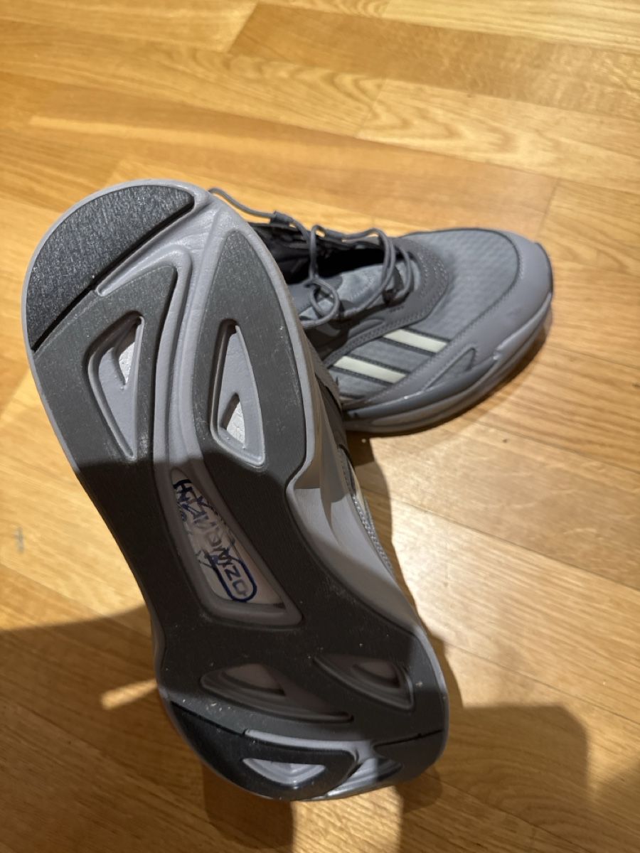 Adidas Herrenschuhe: Adidas Schuh  – Neu (gemäss Beschreibung) aus Kreuzlingen von eli_qm8d 4