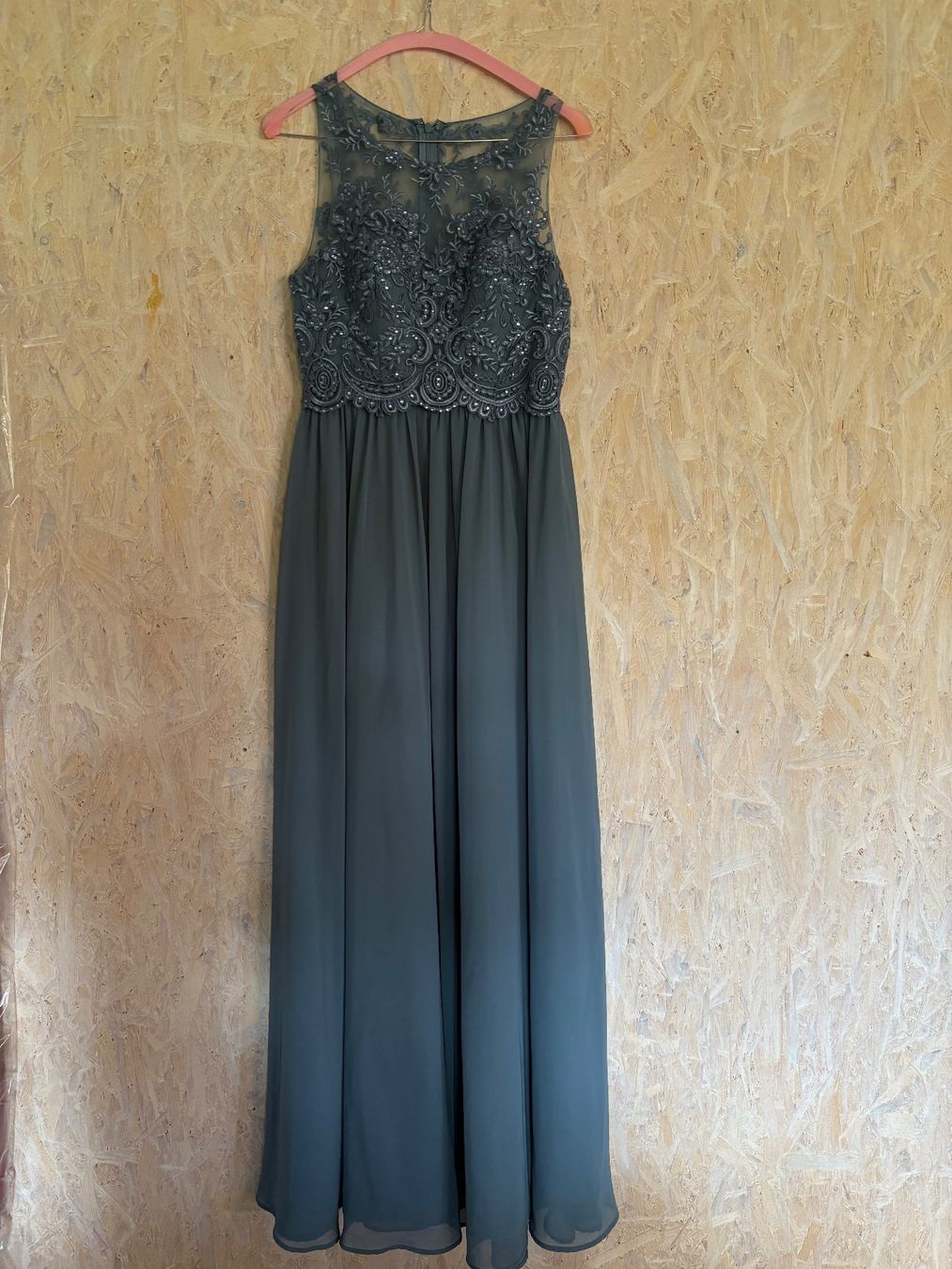 Kleider: Festkleid – Gebraucht aus Alchenstorf von rosawy 2
