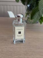 Jo Malone english pear and sweet peas