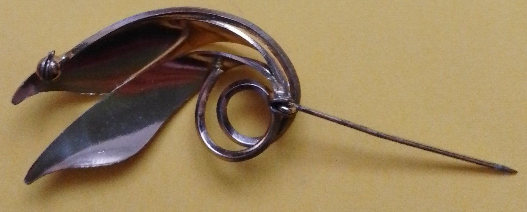Spille & Fermagli: Schmuck, Brosche Form von Blättern, vintage, 7gr. schwer – Usato da Wohlen AG venduto da salamanderspielwaren 5