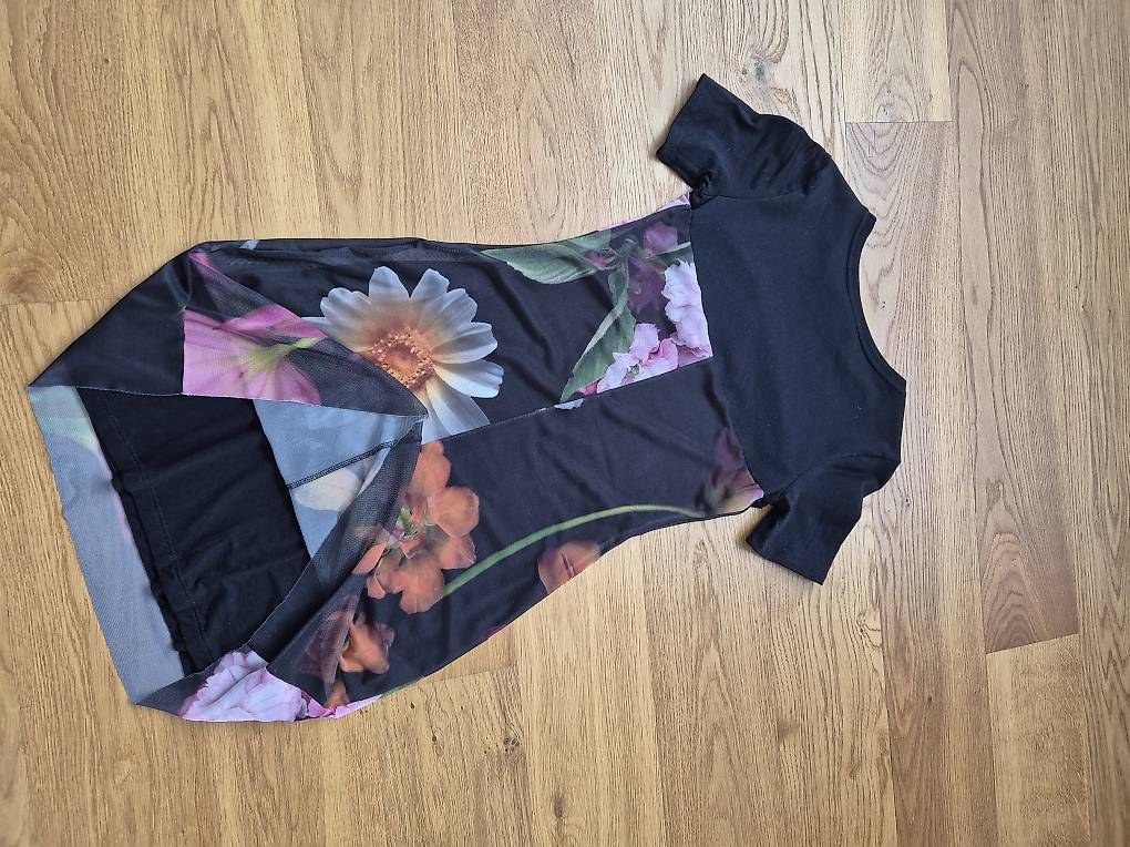 Desigual Vestiti: Desigual,  Blumenkleid – Nuovo (secondo la descrizione) da Feusisberg venduto da cts_55rn 2