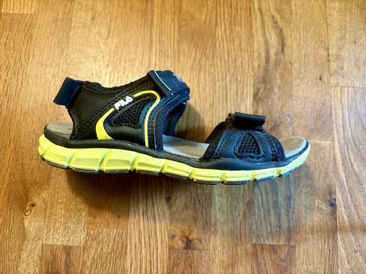 Fila Scarpe per ragazzi: Sandalen von FILA Gr. 32 – Usato da Schwerzenbach venduto da frauminze 1