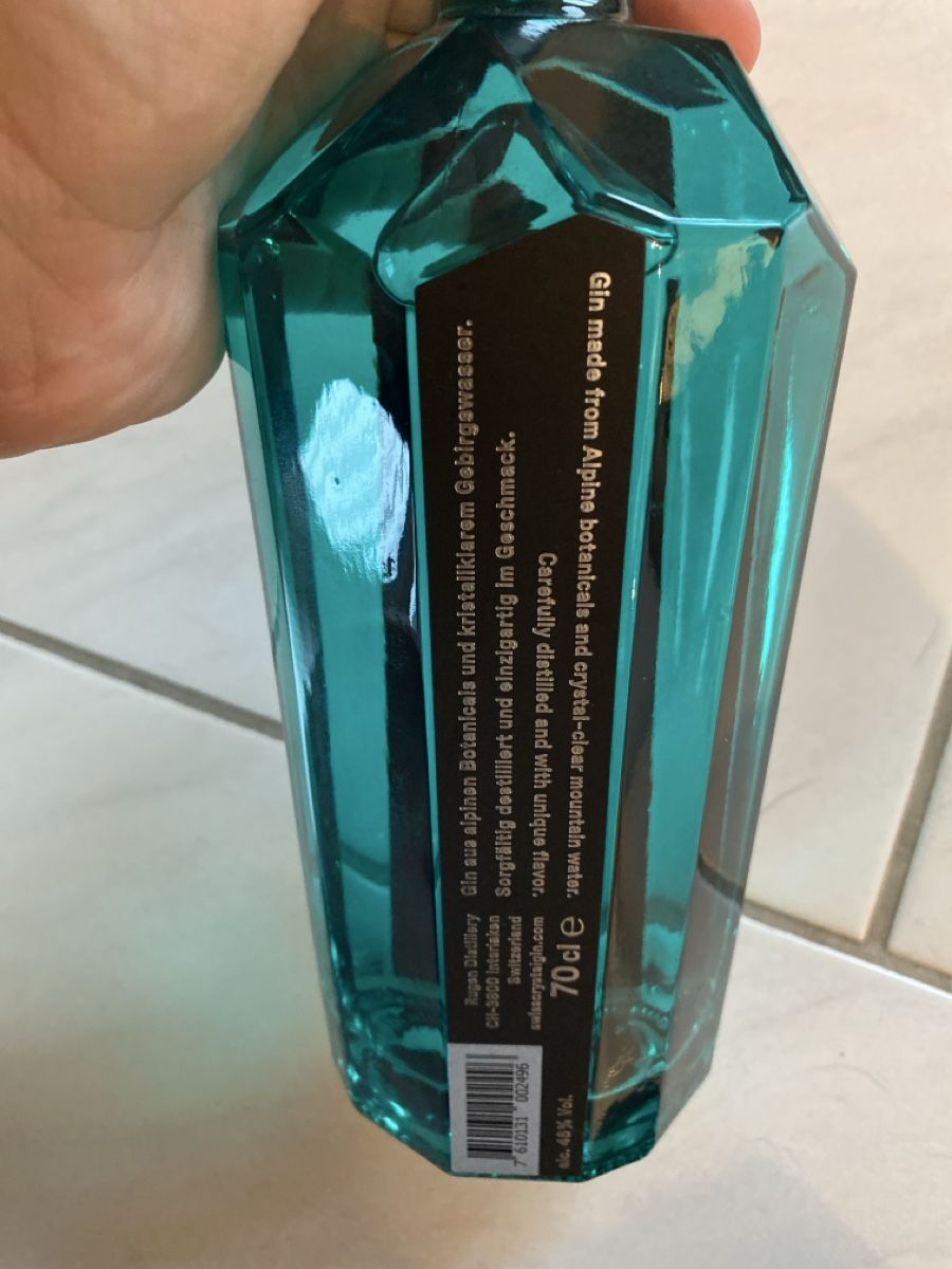 Bevande alcoliche: Swiss Crystal Gin – Nuovo e nell'imballaggio originale da Sarmenstorf venduto da Luethycel 2