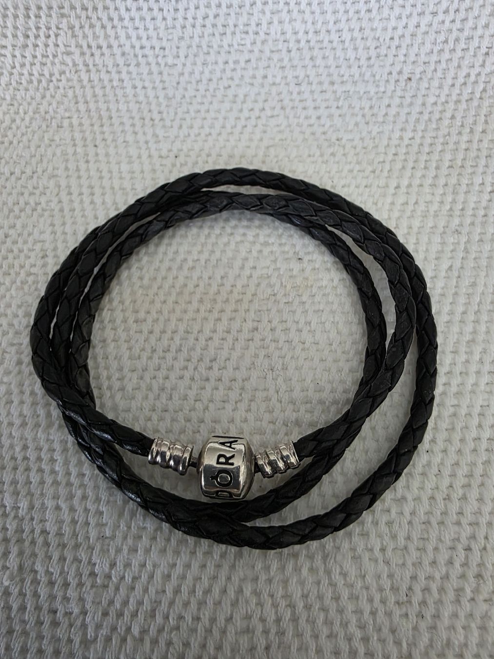 Pandora Bracelets: Pandora Lederband schwarz – D'occasion à Rikon im Tösstal par Quimy68