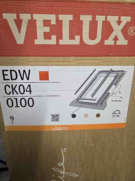 Finestre: Velux Eindeckrahmen EDW CK04 0100 – Usato da Bettlach venduto da paki84