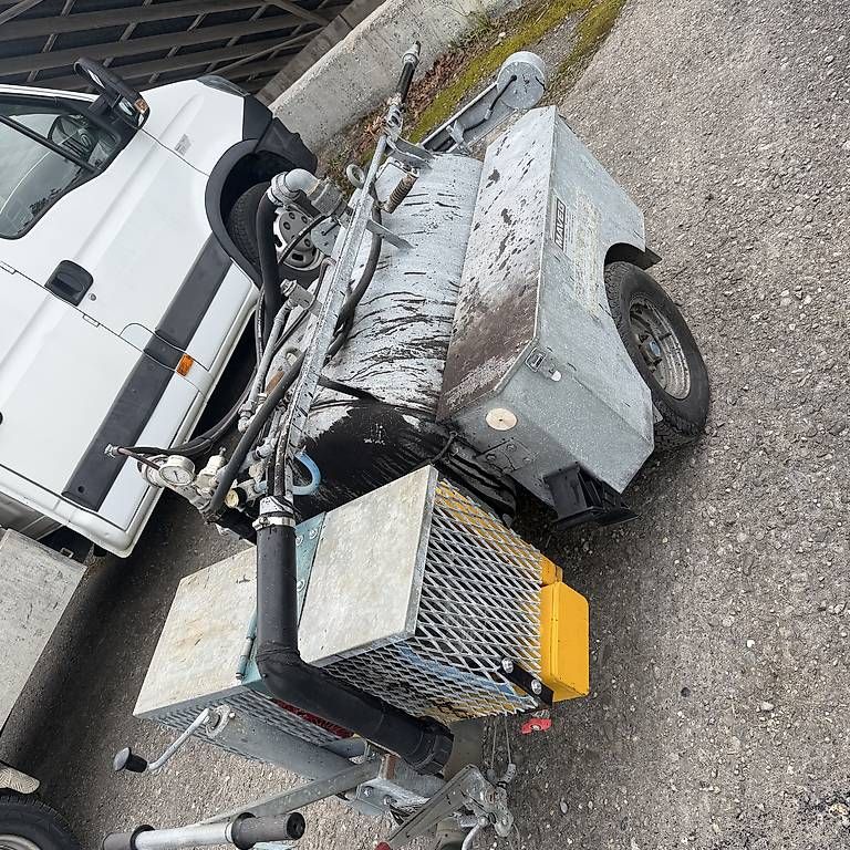 Honda Altri prodotti elettronici: Bitumen Spritzwagen – Usato da Menziken venduto da Tairi10 1