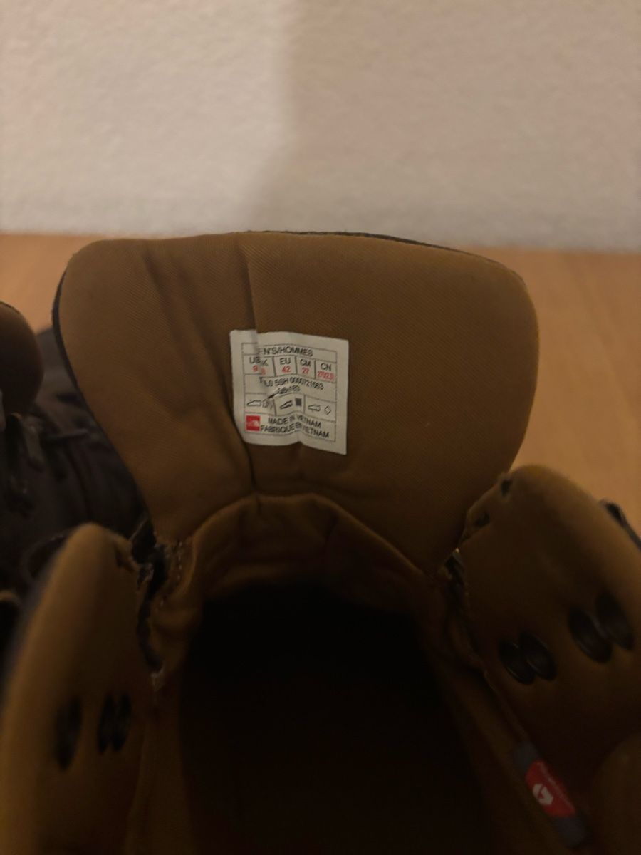 North Face Scarpe da uomo: The North Face boots 42 hydro seal – Usato da Morges venduto da Brunocunha05 2