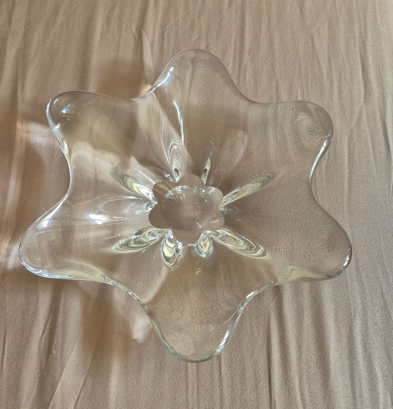 Piatti di portata: Centre de table vintage en verre transparent - Élégant – Usato da La Chaux-de-Fonds venduto da Airnessman