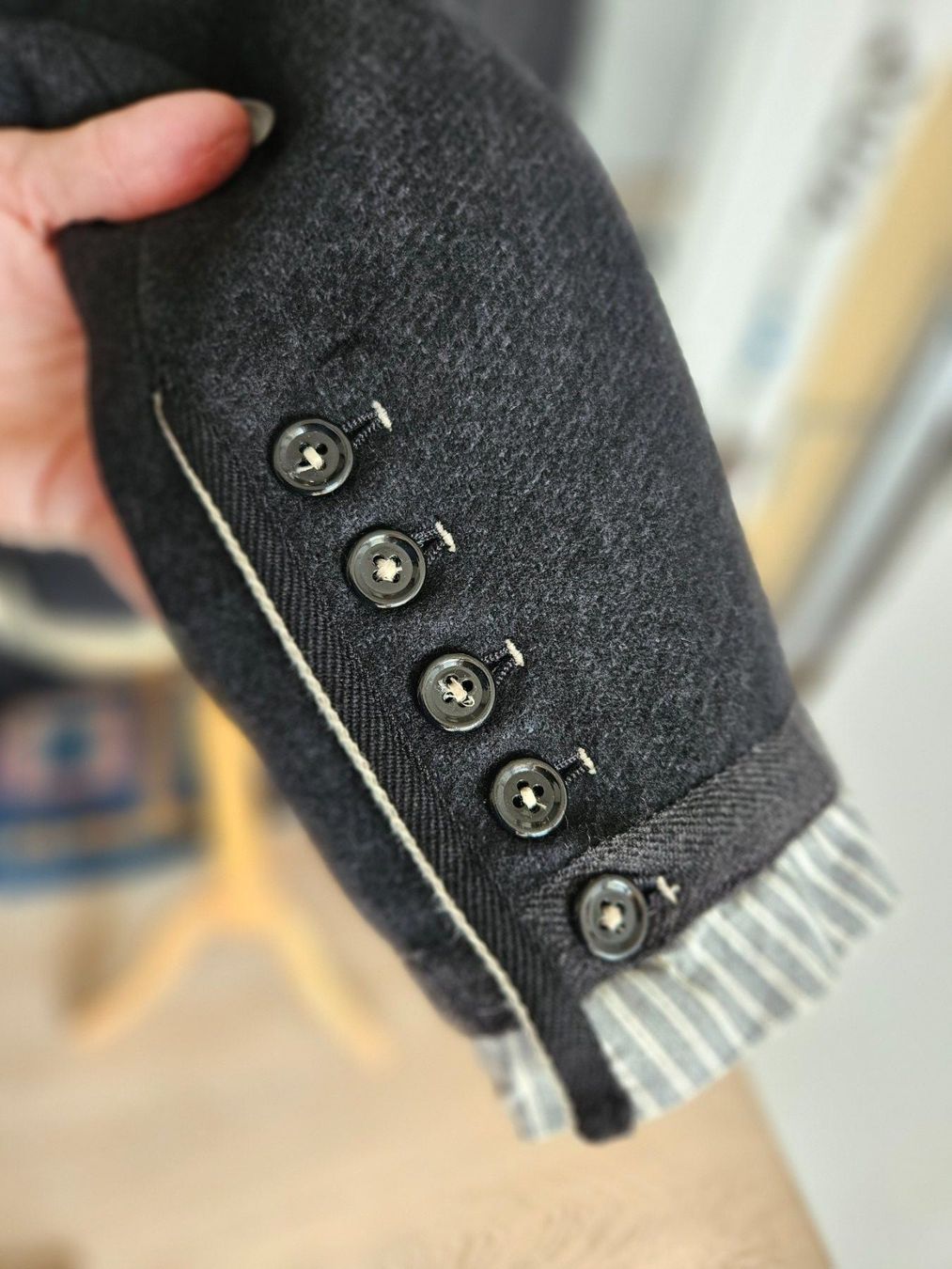 High Giacche: Blazer marque HIGH Use 40 / 42 – Usato da Cheyres venduto da Karine-Schweiz 3