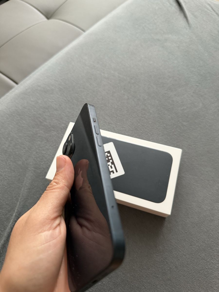Apple Telefoni cellulari / Smartphones: Apple iPhone 13 schwarz mit Originalverpackung gebraucht – Usato da Neuenhof venduto da Renaku 7