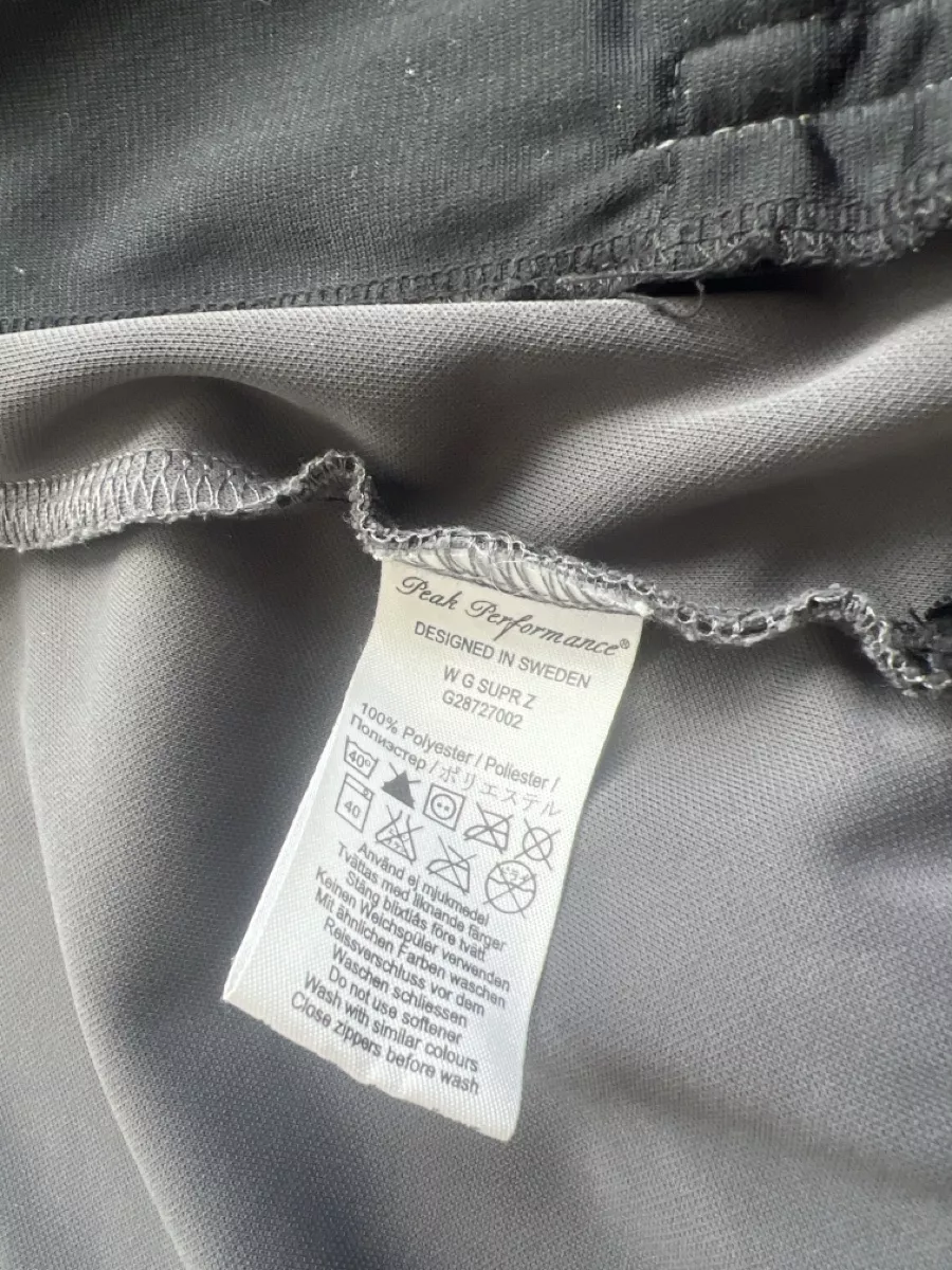 Peak Performance Jacken: Peak Performance Softshelljacke Gr. XS – Gebraucht aus Uetikon am See von Sarahm76 3