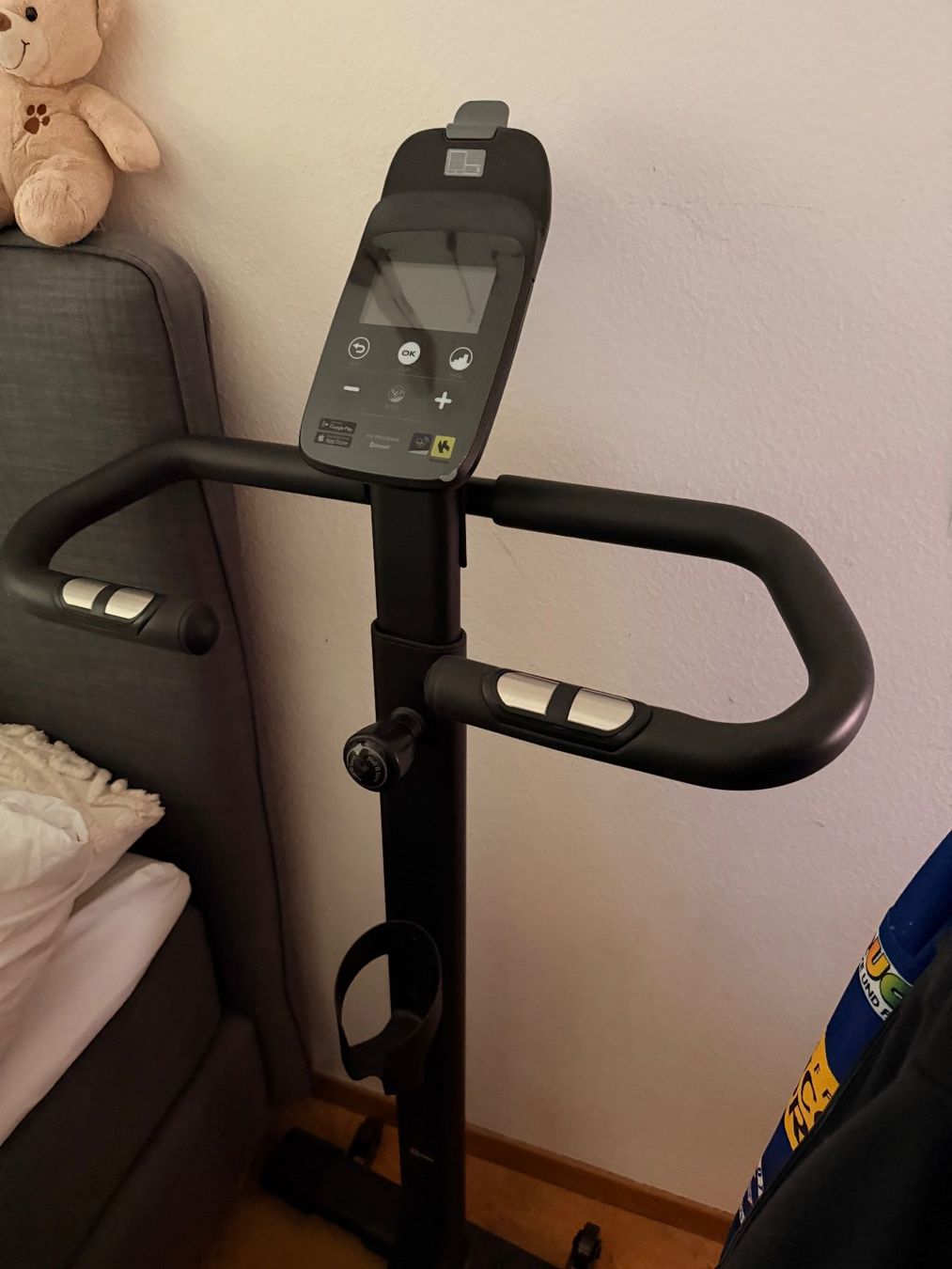Decathlon Hometrainer: Domyos Heimtrainer Motorisierter Widerstand – Gebraucht aus Kloten von sim_sp6q 2