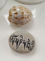 🤩HANDGEMEISELTER MANTRA STEIN ZWEISEITIG -OM MANI PADME HUM