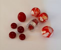 Diverse Glasperlen!