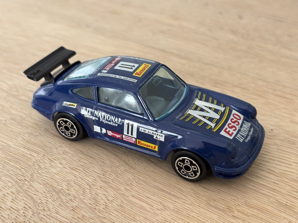 Porsche Modellini d'auto: 1 Porsche 911**1:43** – Usato da Volketswil venduto da Car6 1
