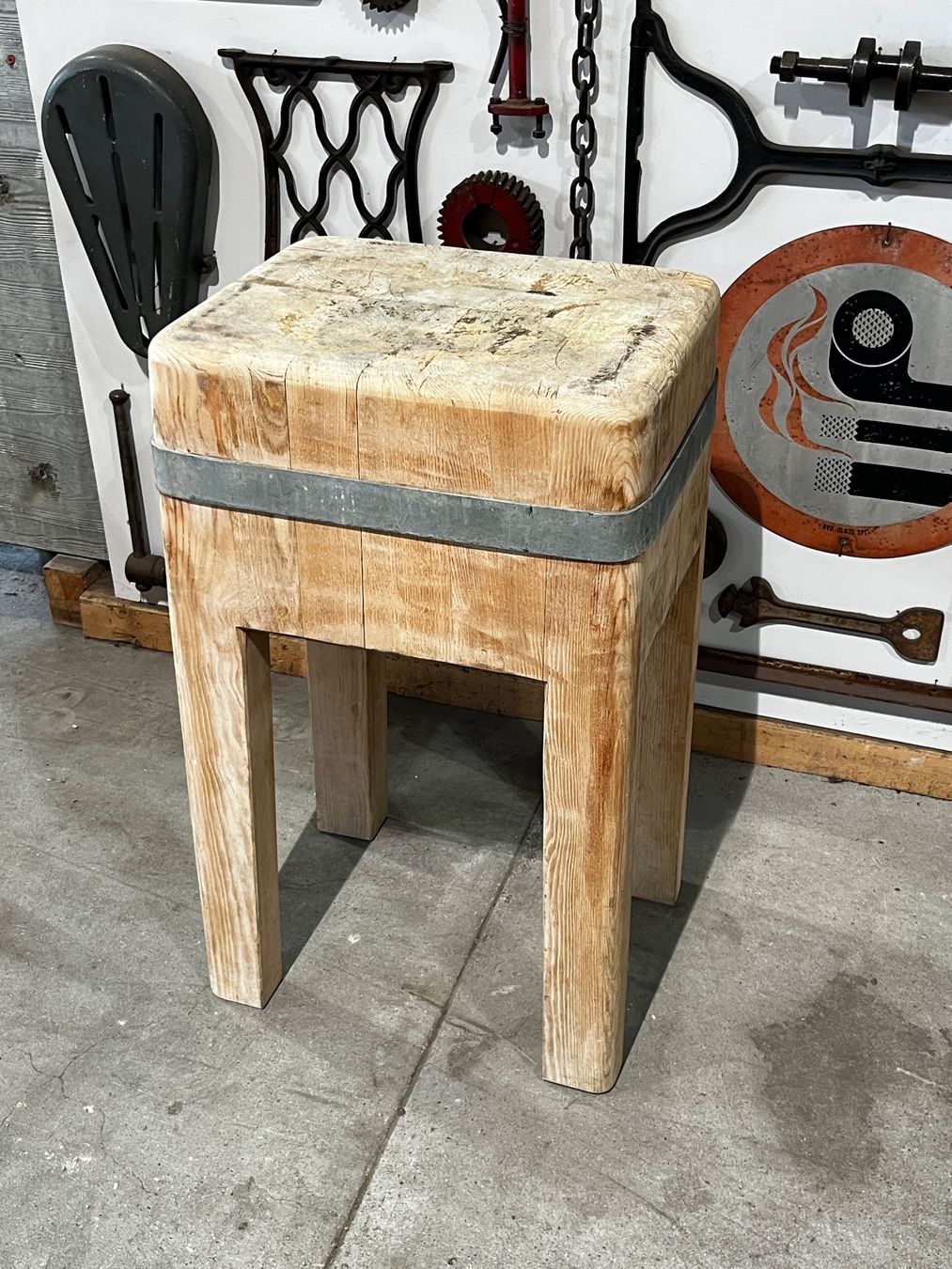 Cucine complete: Metzgerbock / Hackblock / Holzblock (Küche / Deko) – Usato da Luzern venduto da Fracht-Design