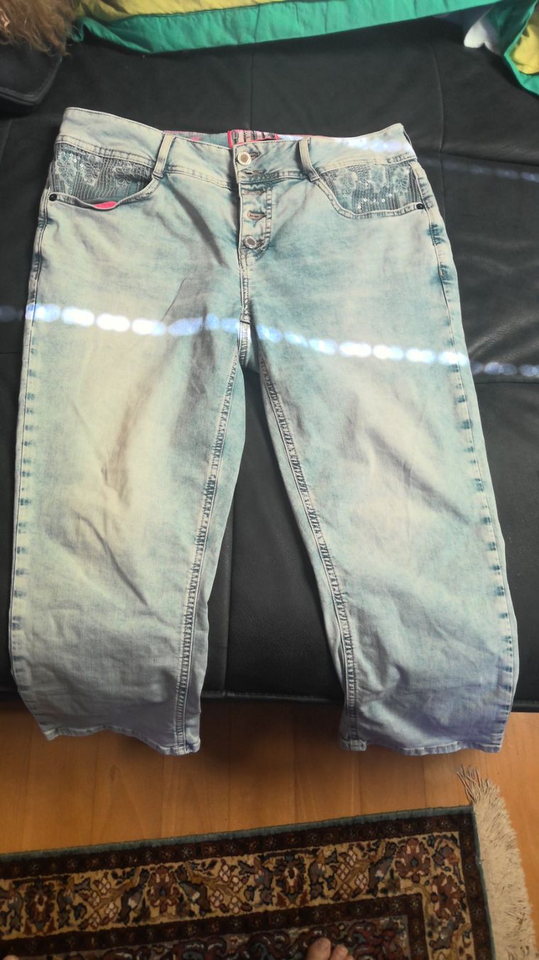 Jeans: Capri-Jeans Street one Gr. 33/22 – Usato da Uster venduto da Esther_Hagmann