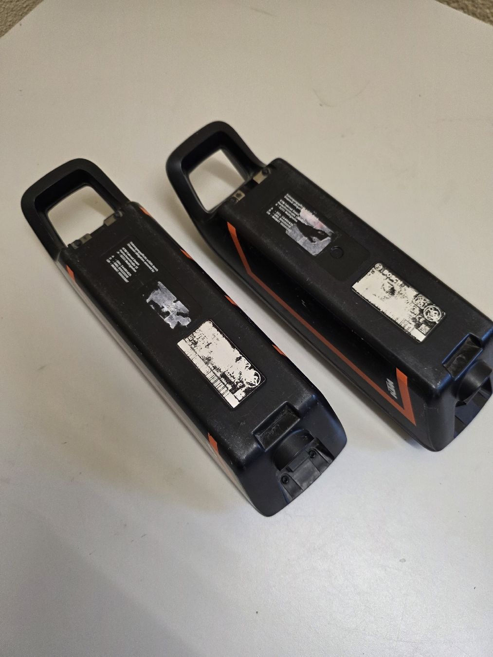 Bosch Batterie: 2x Bosch Powerpack 400 Akkus gebraucht orange – Usato da Alberswil venduto da mario889 2
