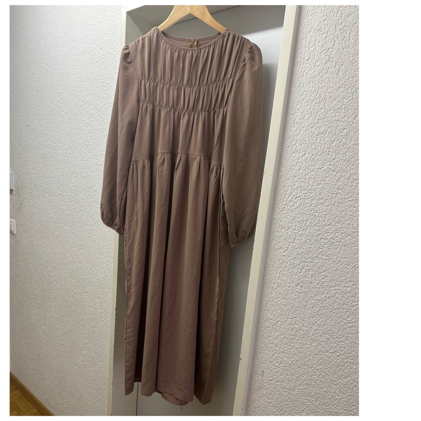 Vestiti: Robe longue – Nuovo (secondo la descrizione) da Biel/Bienne venduto da orange1