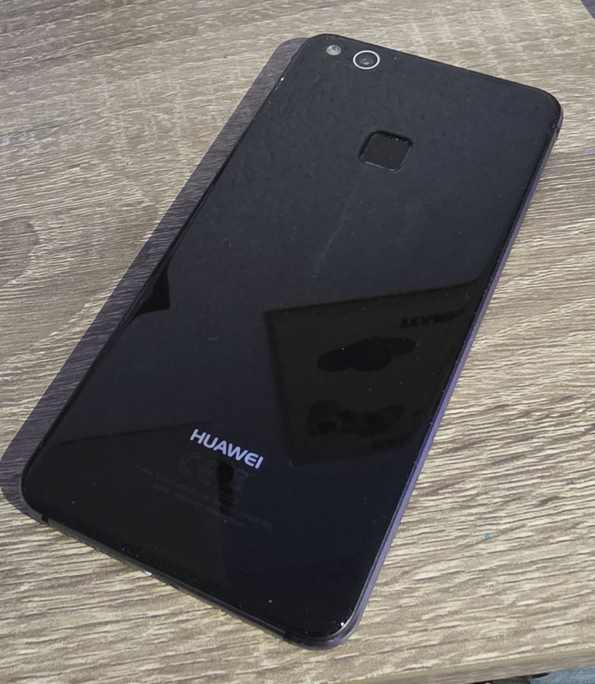Huawei Telefoni cellulari / Smartphones: Huawei P10 lite – Usato da Suhr venduto da Design_by_Debi 1