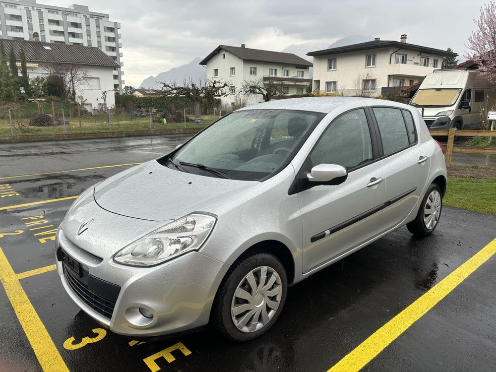 Clio,2011, 44000km