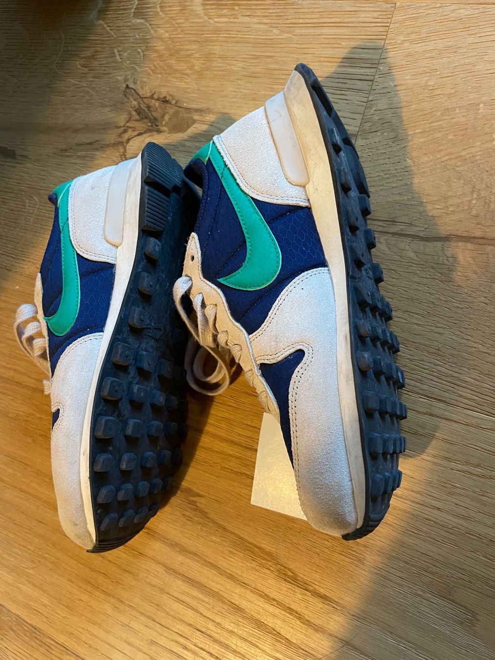Nike Chaussures hommes: Nike Schuhe – D'occasion à Niederhünigen par celae01 1