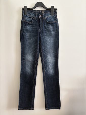 Neue Straight Jeans, Gr. 34, ungetragen!