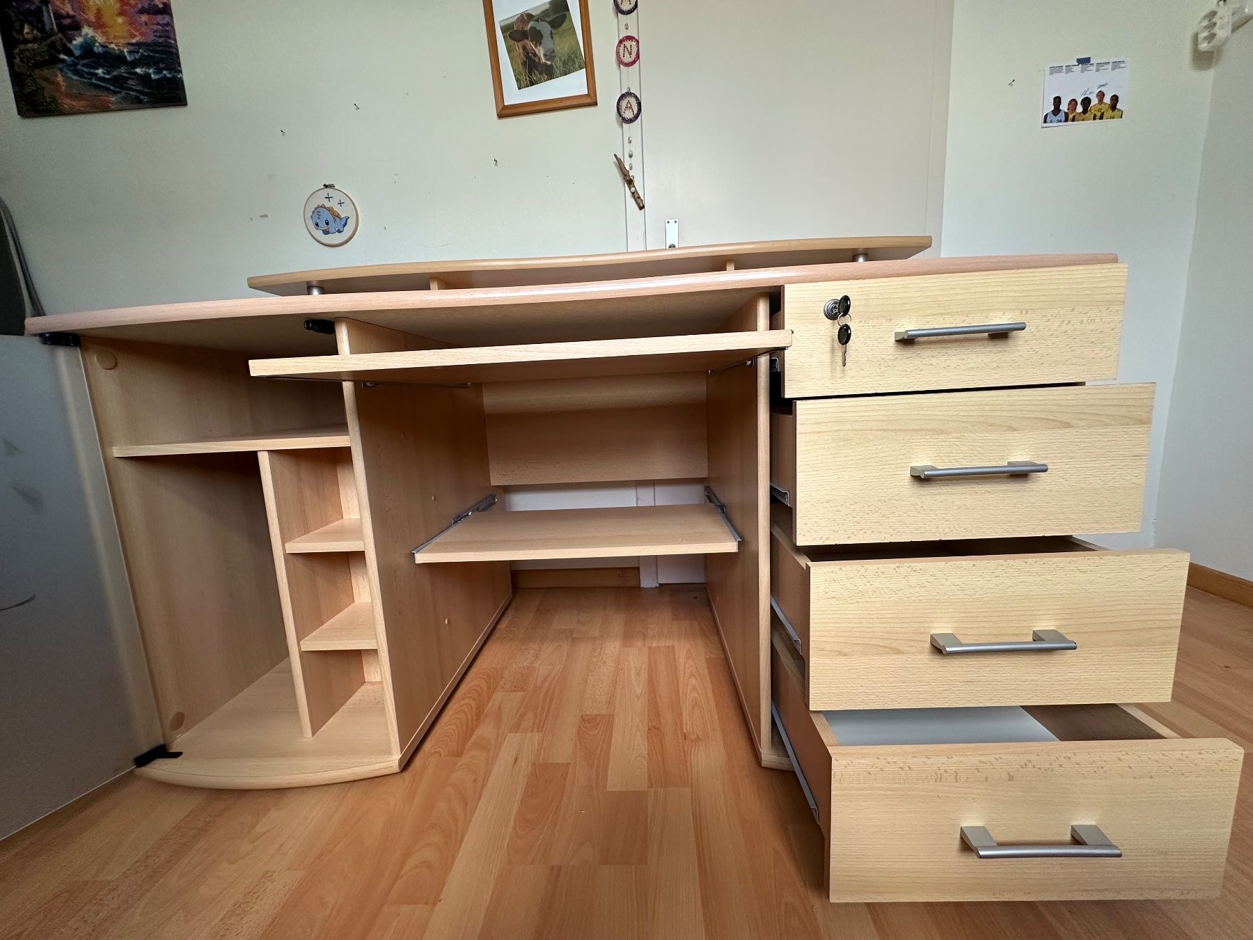 Conforama Scrivanie: Holzschreibtisch – Usato da Liestal venduto da Cliestal 5