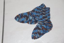 Handgestrickte Kindersocken Grösse 21