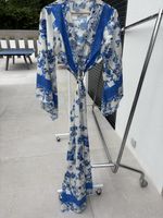 Sommerliches Chiffon-Kleid im Blumenprint, Grösse M, ideal!