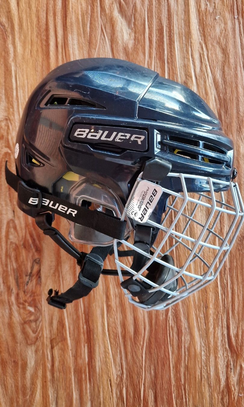 Bauer Caschi: Bauer fm re-akt 100 yth hokey helm – Usato da Arconciel venduto da zurkindm 2