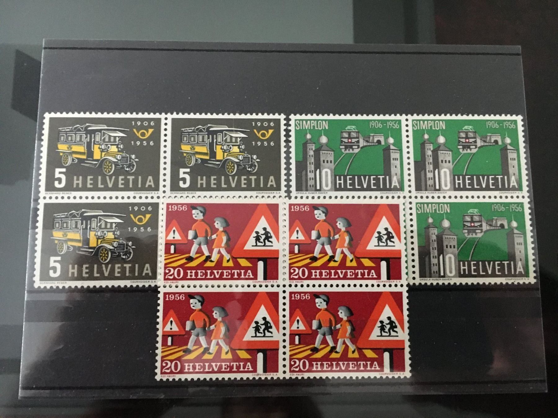 Tutti i francobolli: 1956 / Znr: 324 - 327 / Block / Neuf** – Nuovo e nell'imballaggio originale da Grand-Lancy venduto da Dany1973