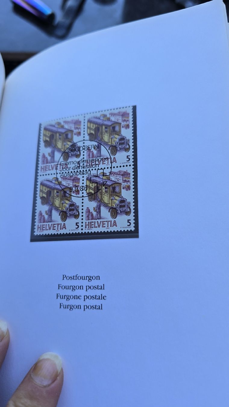 Swiss Plaketten & Abzeichen: Briefmarkensammlung – Gebraucht aus Pieterlen von sal_fd6z 9