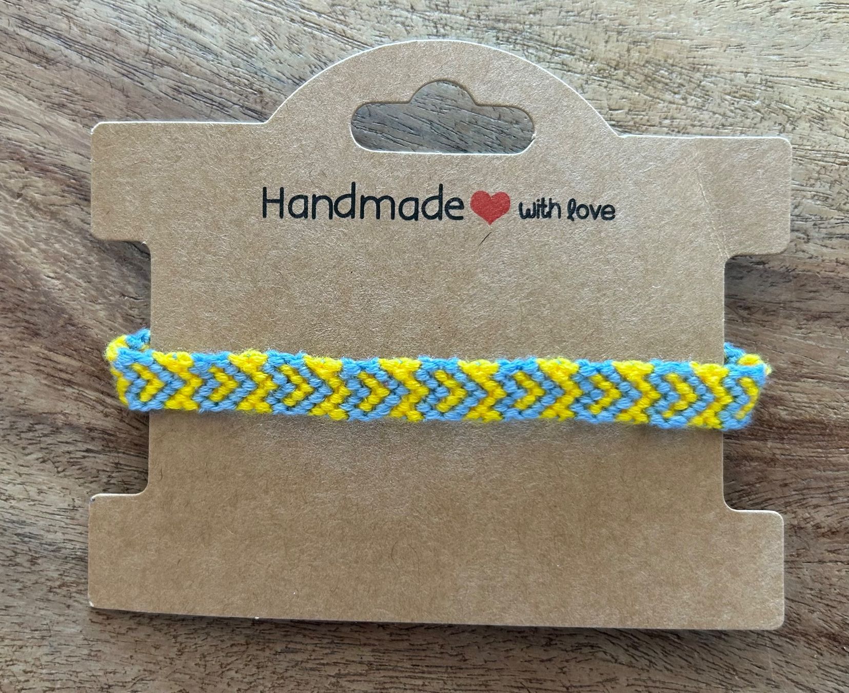 Bracciali & Braccialetti: Armband /Freundschaftsband Herz - Handmade – Nuovo e nell'imballaggio originale da Geneve venduto da vane267
