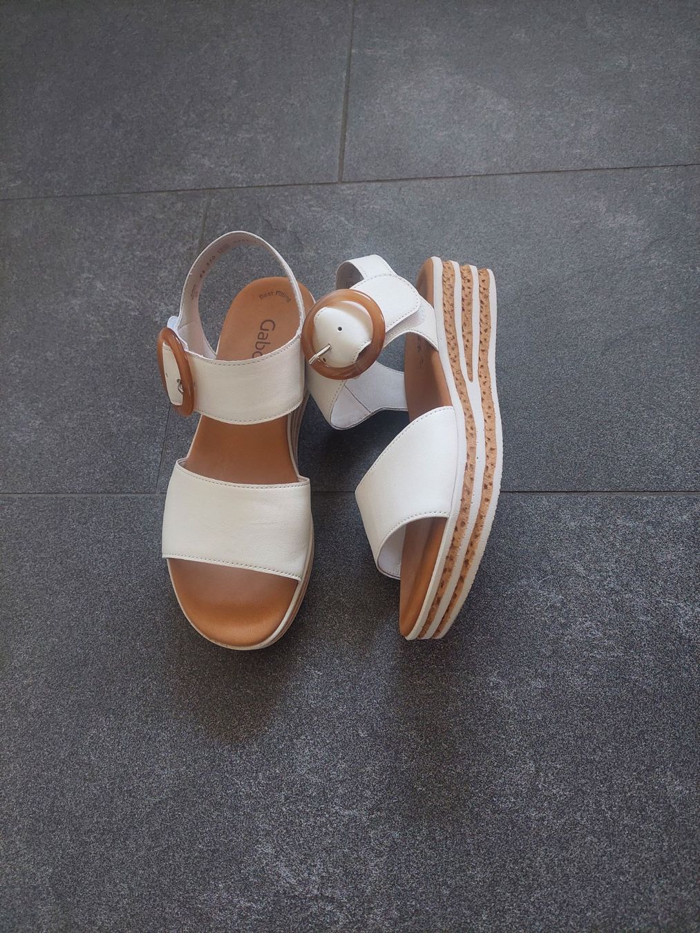 Gabor Damenschuhe: Damensandale Gabor Gr. 7 1/2 – Gebraucht aus Gossau von Pat217 1