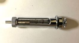 Medizinische Spritze Arthro Swiss Made 2 ml ohne Nadel