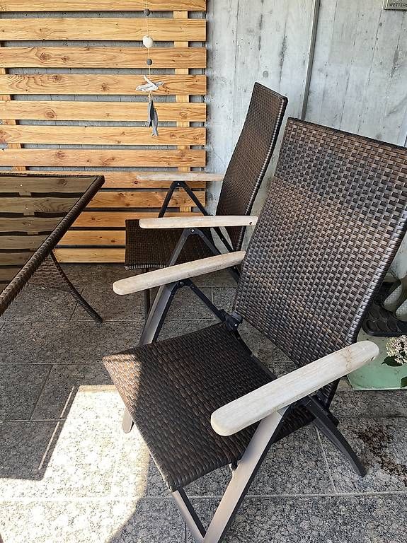 Tischset: Gartentisch plus 4 Klappstühle  – Gebraucht aus St. Gallen von Qwertzy2001