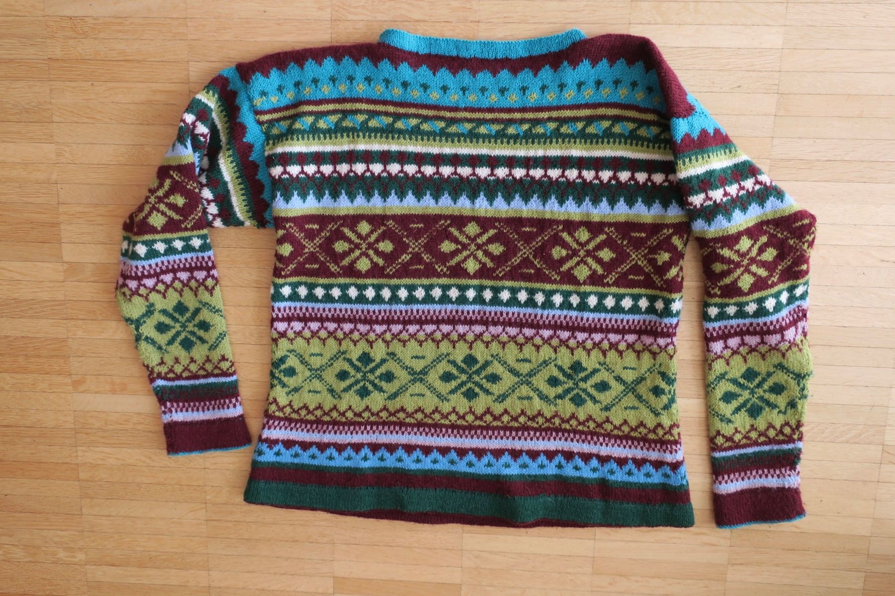 Pulls & Sweat-shirts: Handgestrickter Pullover – D'occasion à Hinterkappelen par Allabianca 3
