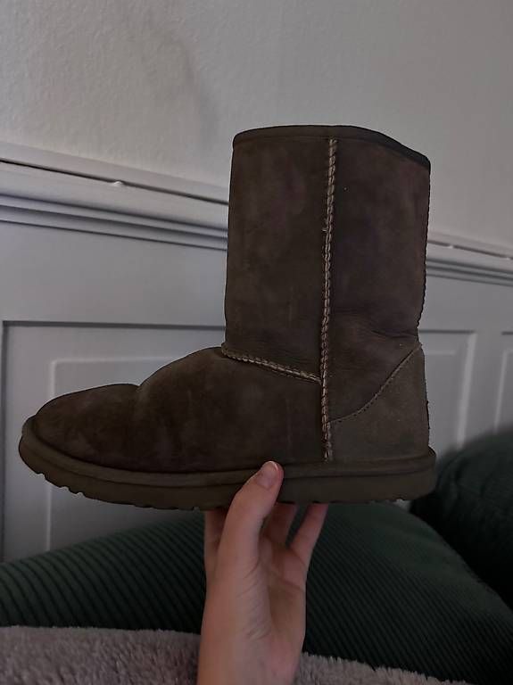 Scarpe da donna: Ugg Australia Boots Gr. 40 – Usato da Winterthur venduto da eli_9hl5 3