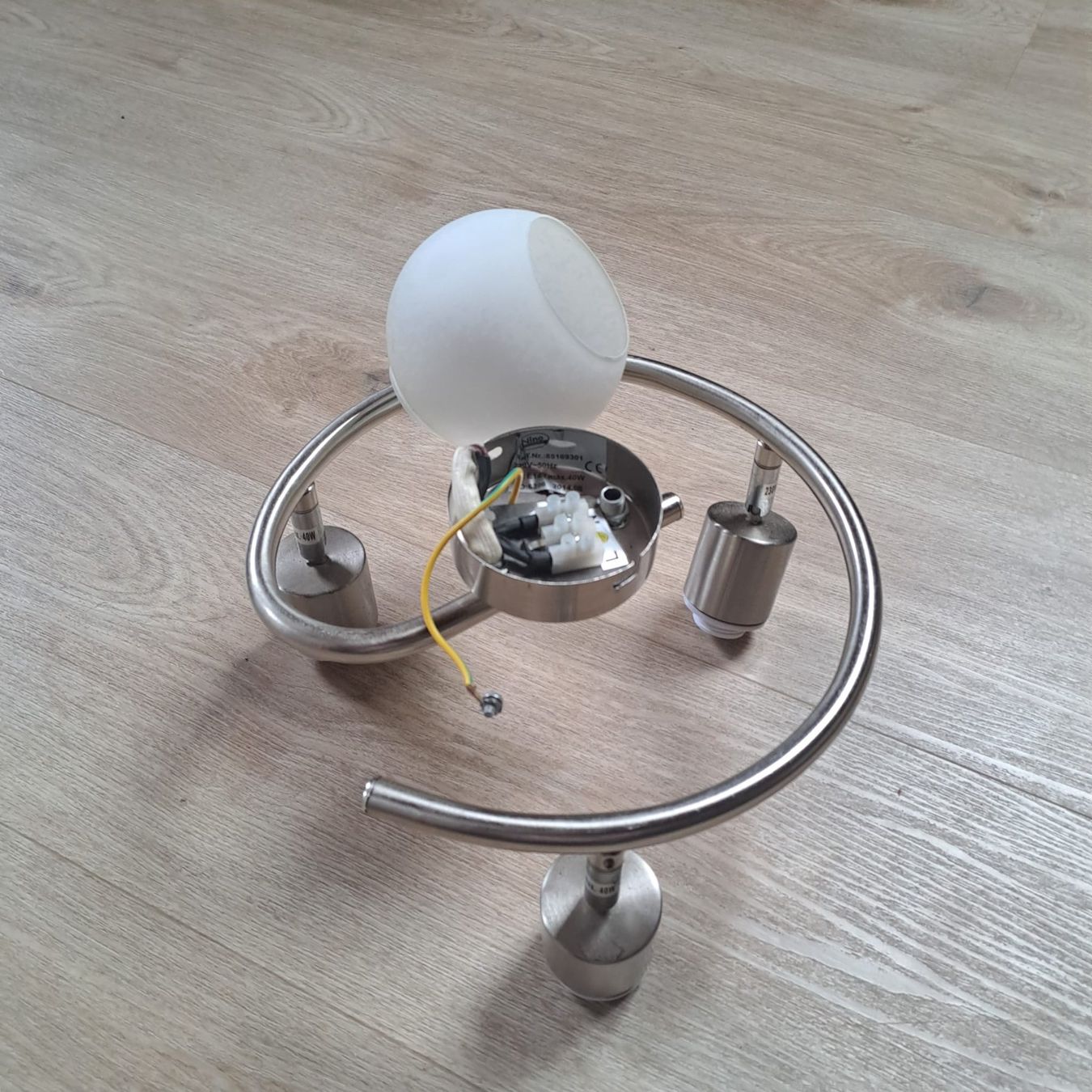 Lampadari & plafoniere: Moderne Deckenlampe, Metall, 3flammig.2 gläser fehlen. – Difettoso da vordemwald venduto da Zopf0