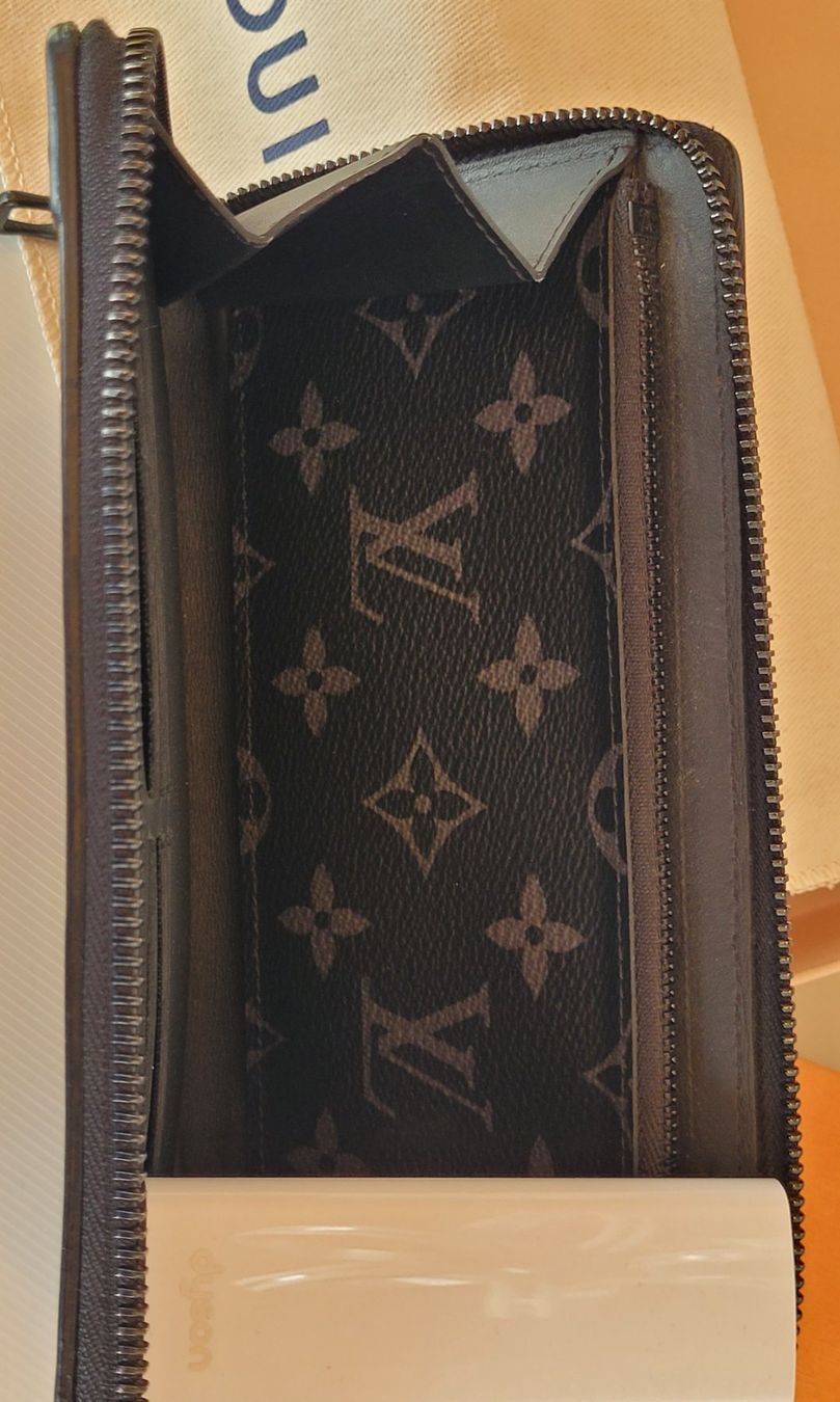 Louis Vuitton Portemonnaies: Louis Vuitton Monogramm ZippY Wallet – Neuf (Voir description) à Balsthal par Marche 4