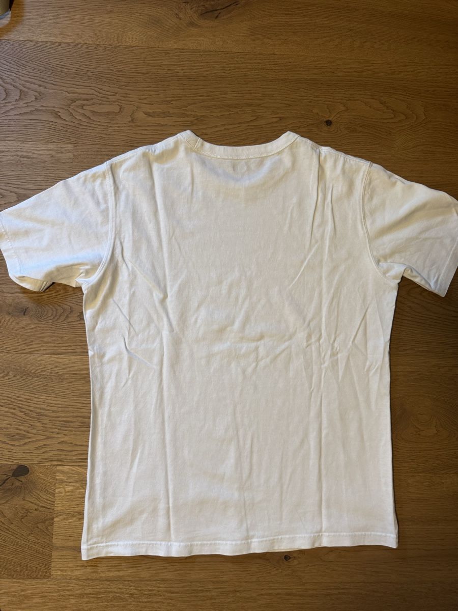 Uniqlo T-shirt: 2 Uniqlo T-Shirts L – Usato da Grüningen venduto da Jimmy20 4