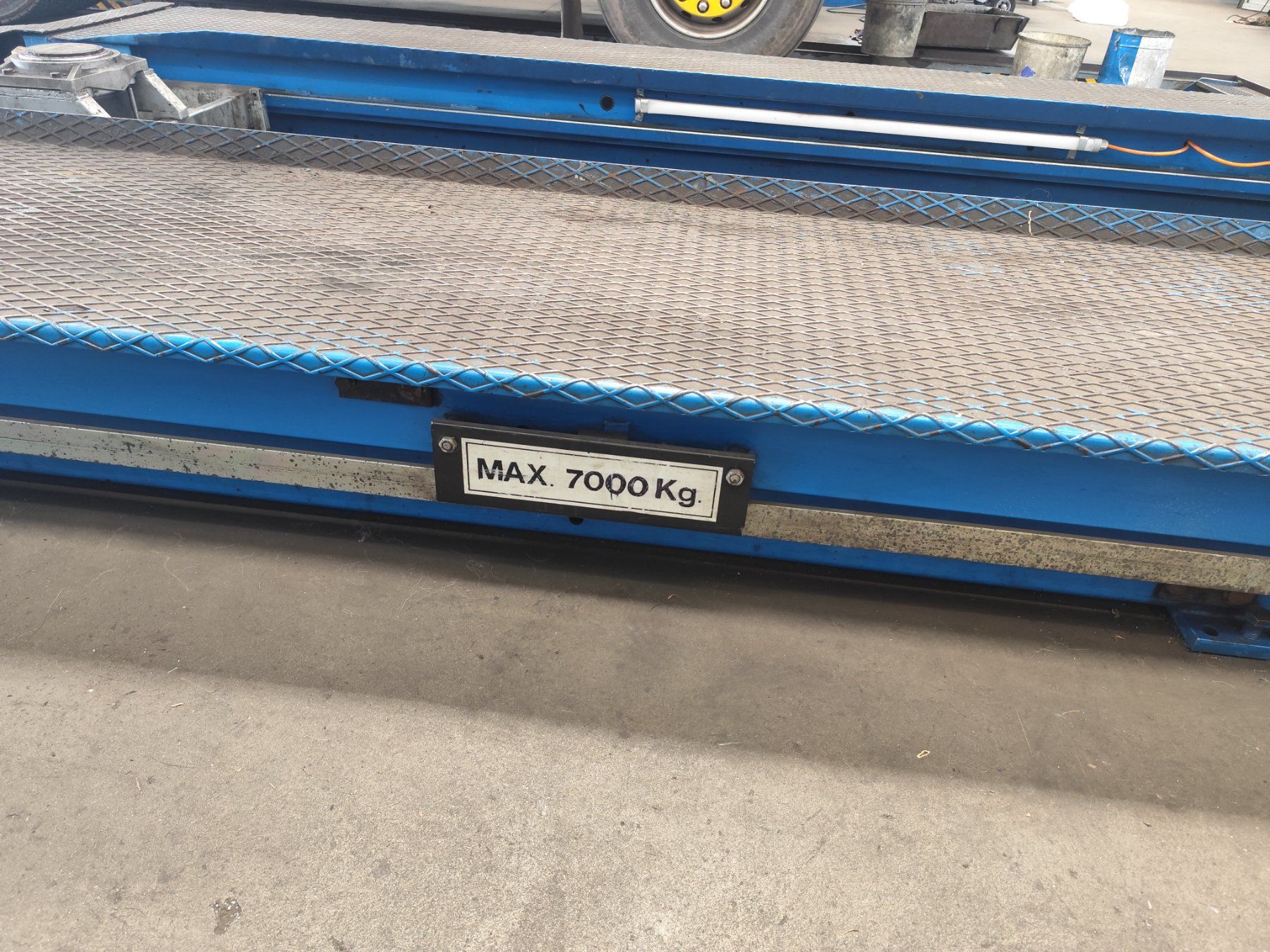 Piattaforme elevatrici & Crick: Autolift Maic – Usato da Lyssach venduto da Lornfz 2