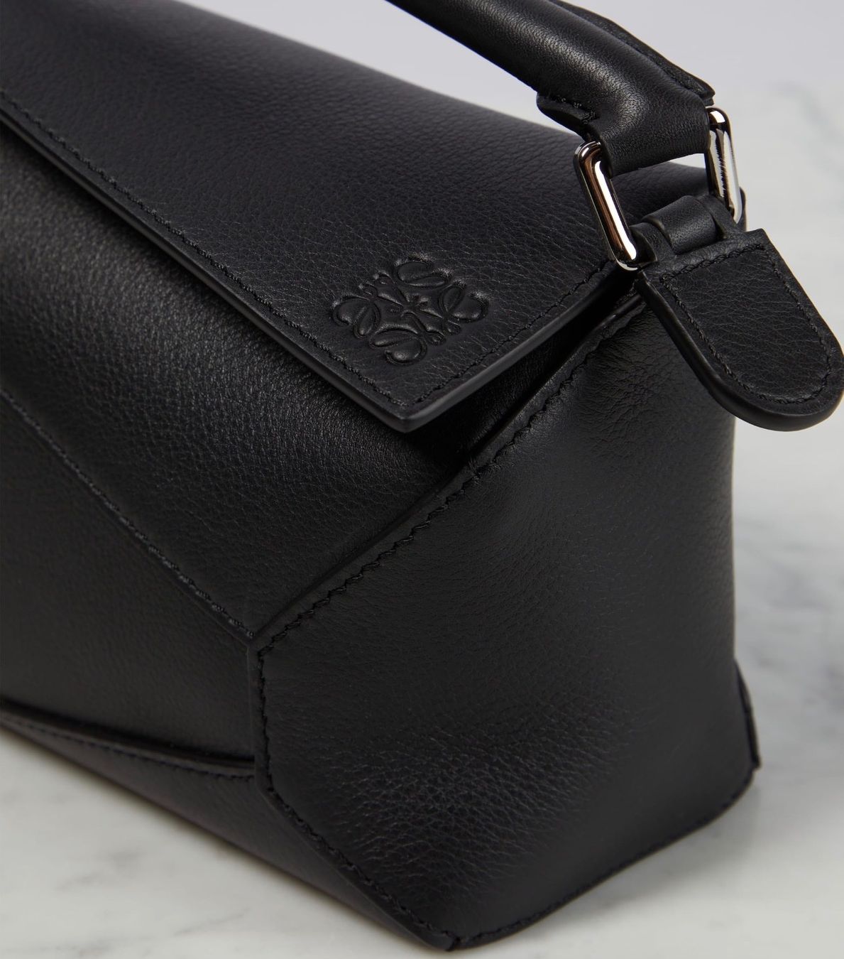 Loewe Borse da donna: Loewe Puzzle Bag Mini - NEW – Nuovo e nell'imballaggio originale da Adliswil venduto da Sale12 3
