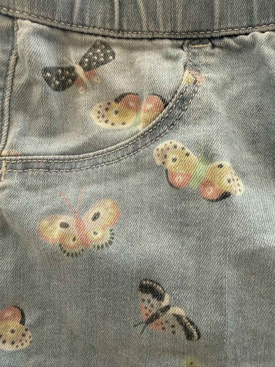 H&M Pantalons: Mädchen Shorts Jeans Print Grösse 134  – Neuf (Voir description) à Freidorf TG par nad_fxh7 3