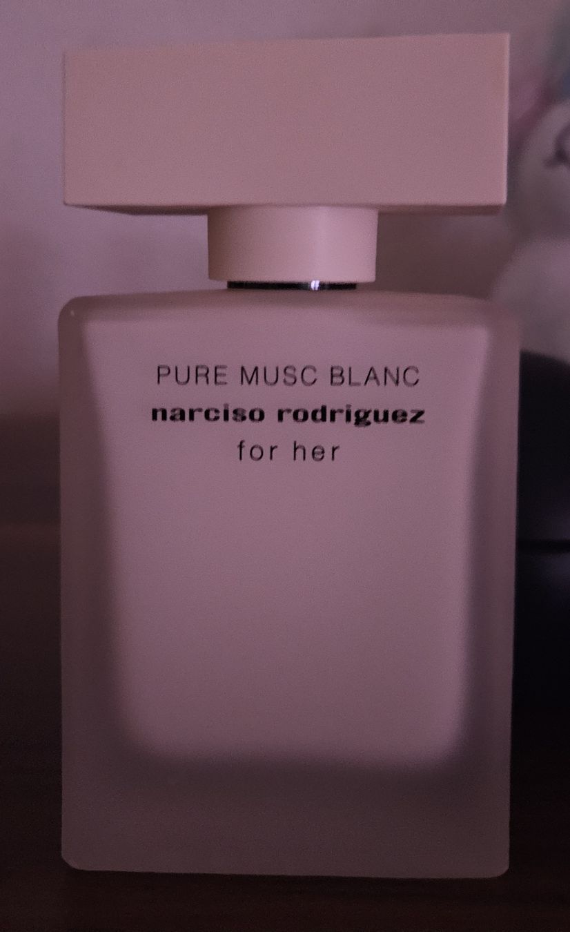 Narciso Rodriguez Parfums & Eau de Toilette: Parfum von Narciso Rodrigez – D'occasion à Kloten par Saya69