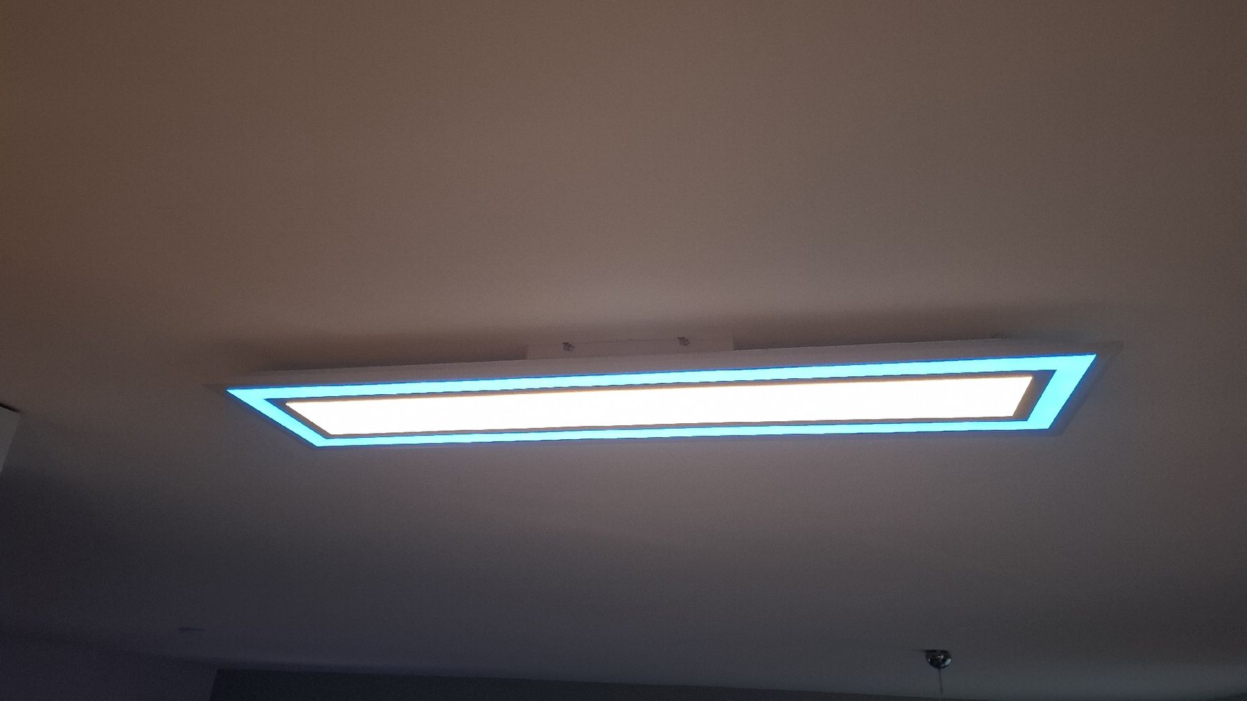 Kronleuchter & Deckenlampen: plafonnier led multicouleurs – Gebraucht aus Mont-sur-Rolle von fera69 3