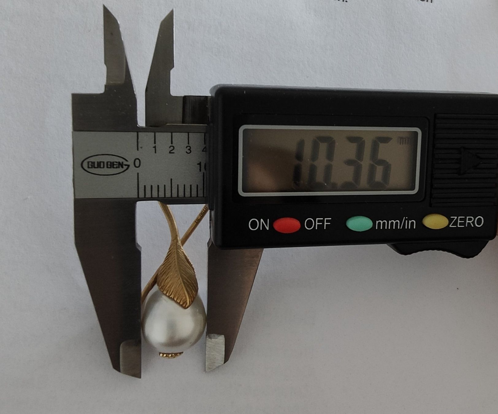 Ohrringe & -stecker: Südseeperle Ohrhänger, 18K Gelbgold – Neu und originalverpackt aus Rümlang von 21f 3