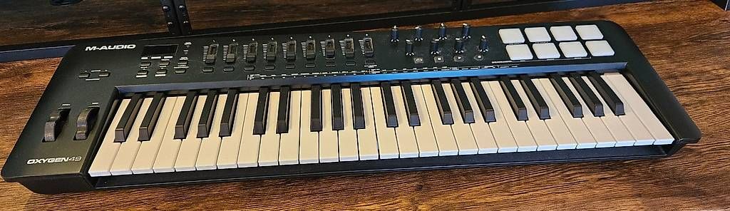 Strumenti musicali: M-Audio Oxygen 49 – Usato da Kriechenwil venduto da Hirsch90 3